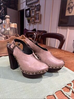 Charles David Picchio Slingback Clogs